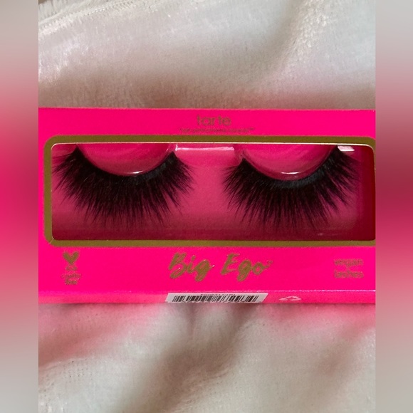 ✨HOST PICK✨ Tarte Big Ego lashes - NEVER USED - Picture 3 of 4